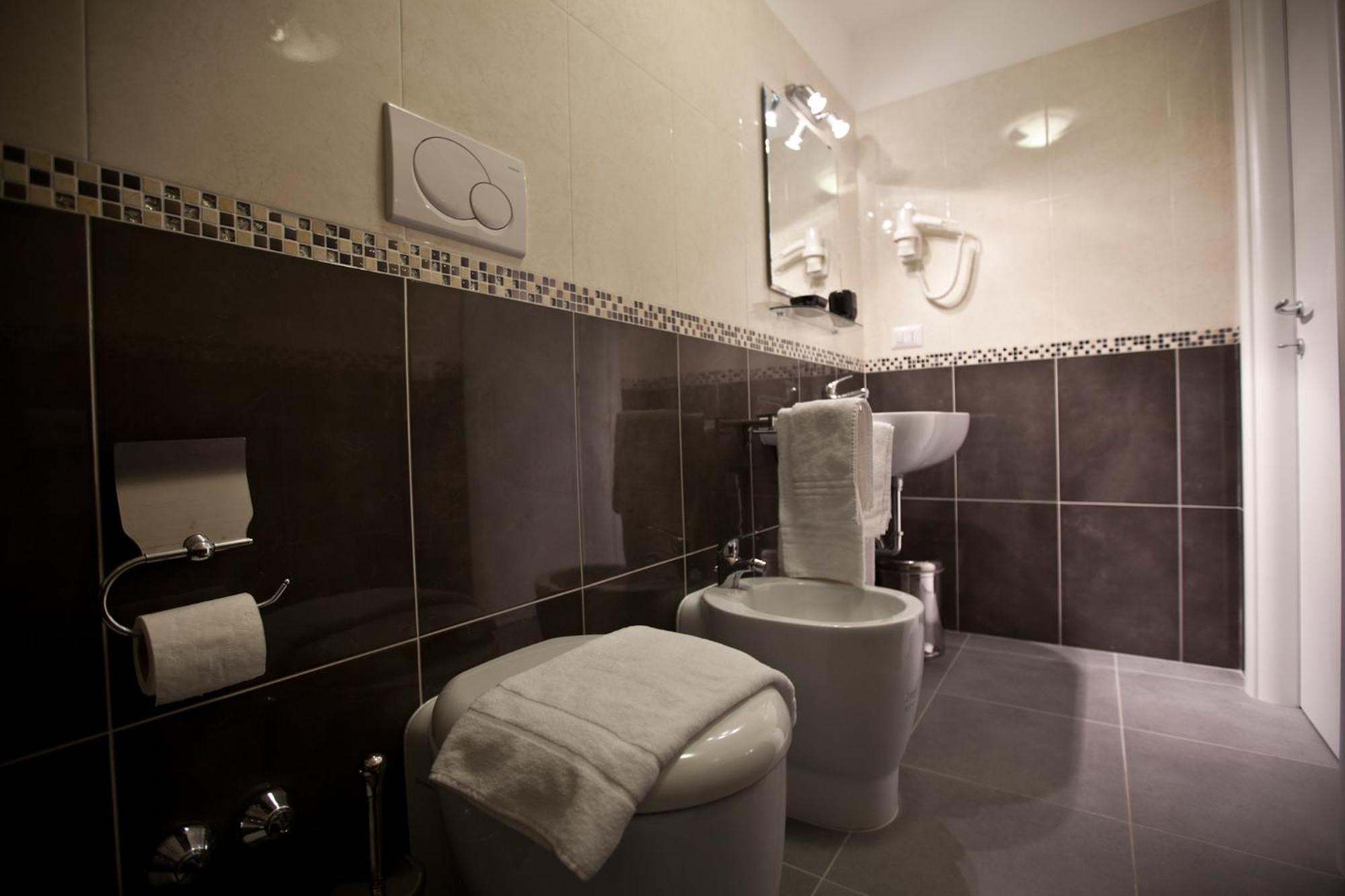 Heart Of Rome Rooms Εξωτερικό φωτογραφία