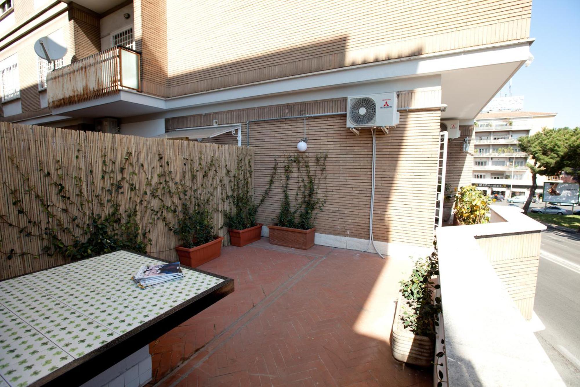 Heart Of Rome Rooms Εξωτερικό φωτογραφία